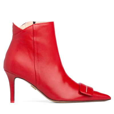 #color_red-leather