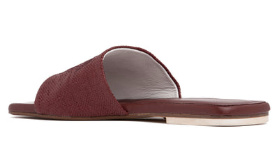 #color_burgundy-canvas