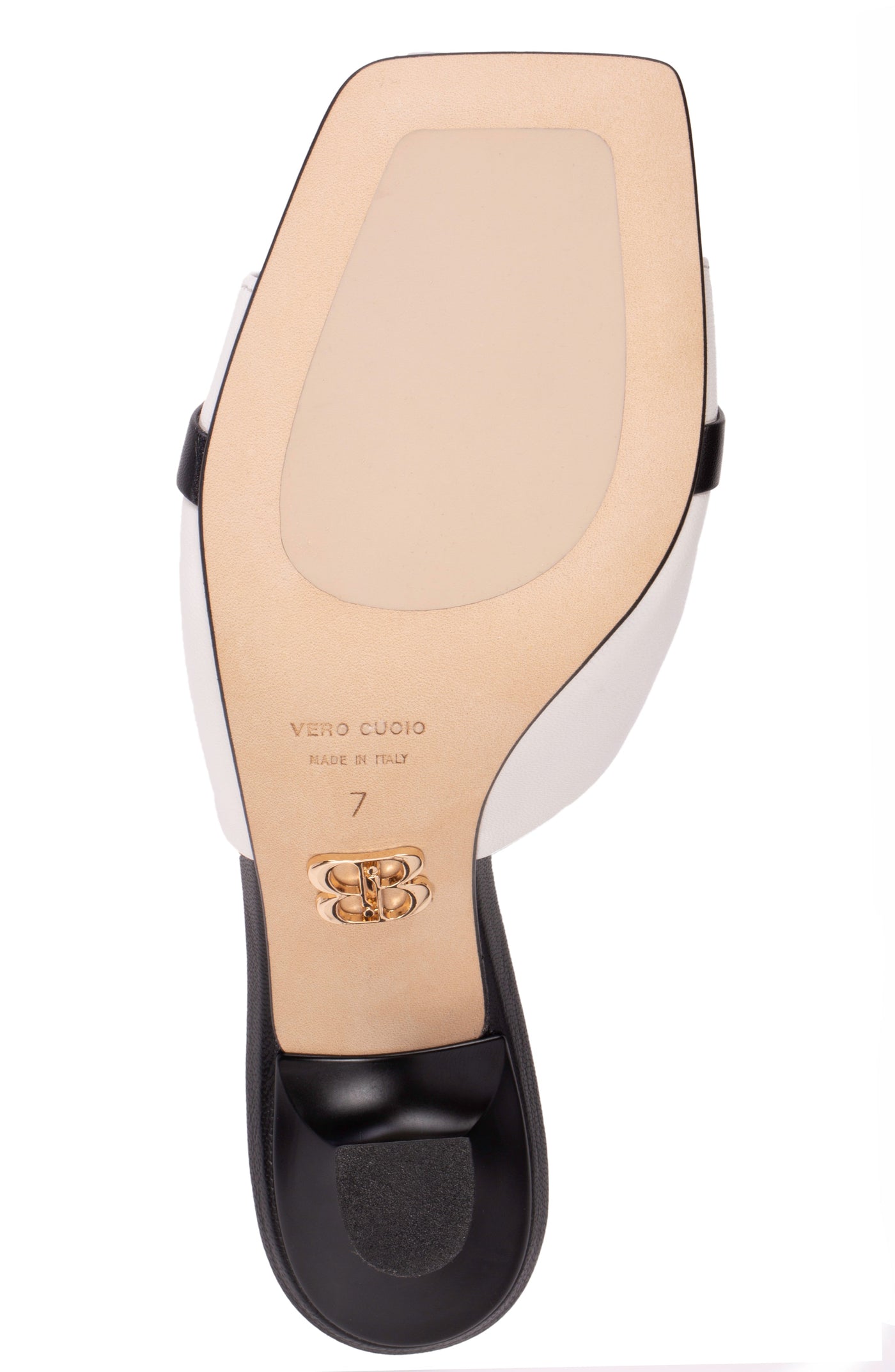 #color_off-white-nappa-leather