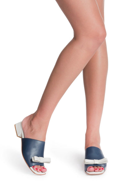 #color_navy-leather