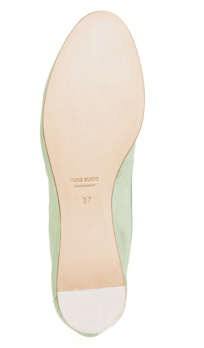 #color_light-green-metallic-leather