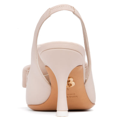 #color_off-white-leather