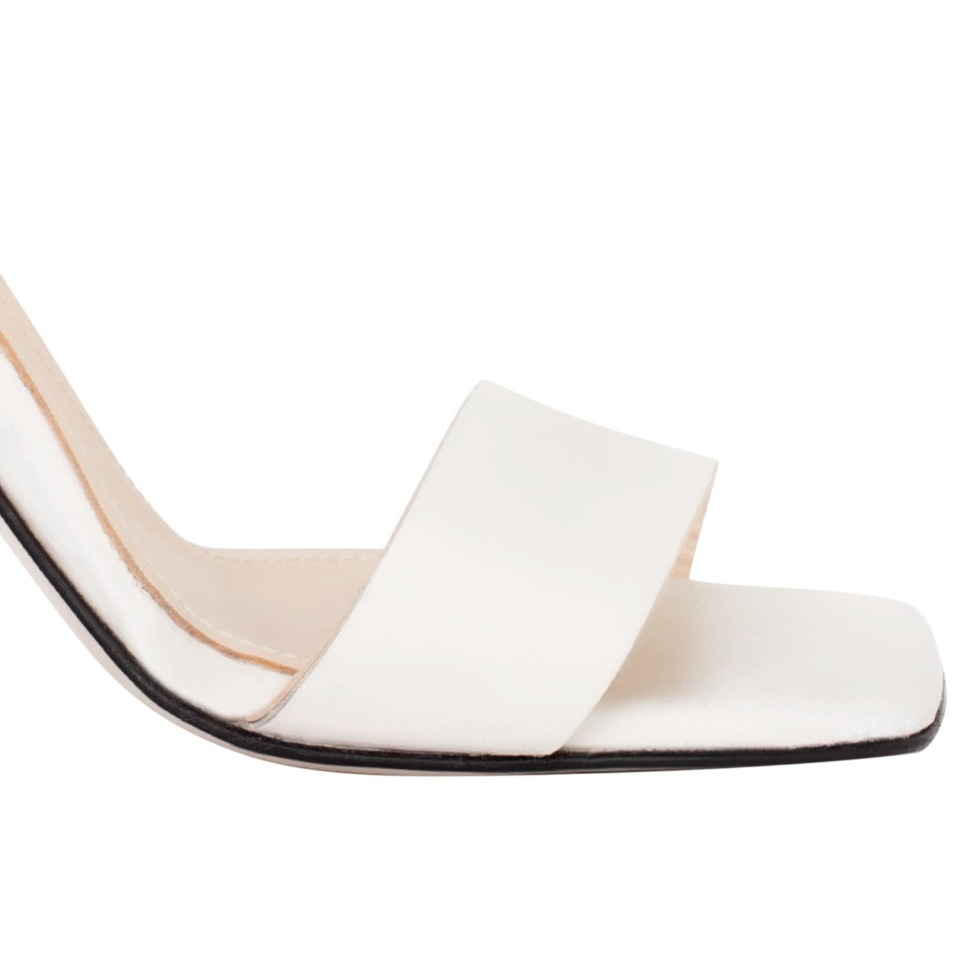 #color_off-white-leather