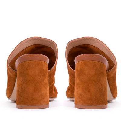 #color_cognac-suede