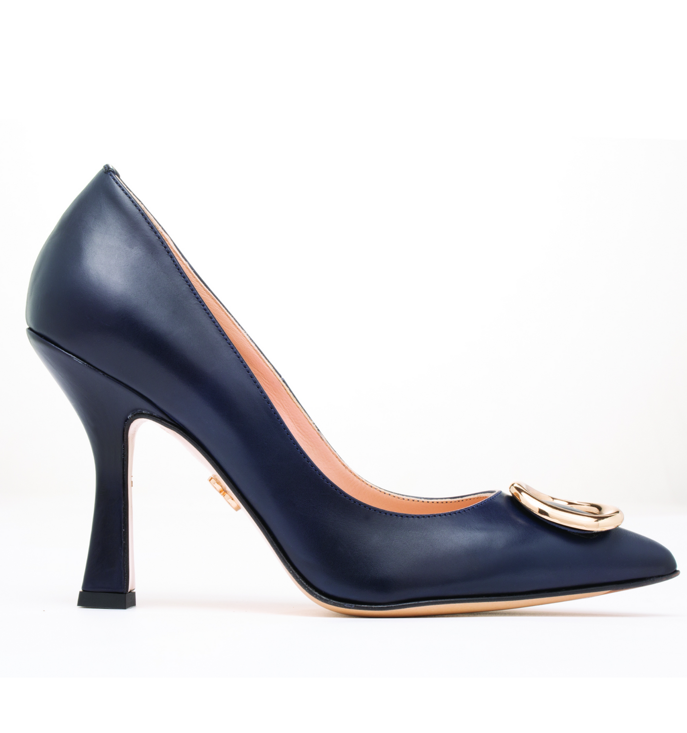 #color_navy-leather